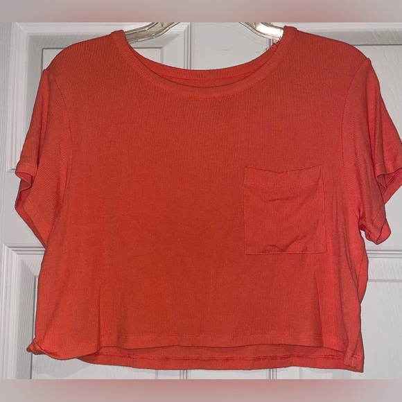 ❤️3/$10❤️American Eagle Soft & Sexy Ribbed Pocket Tee in orange Size S - Picture 3 of 4
